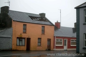 Damage to the roof of a house in Kilkee. Photograph by Arthur Ellis