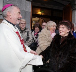 8.2.15 CEREMONIAL INSTALLATION OF MOST REV KIERAN O' REILLY SMA AS ARCHBISHOP OF CASHEL AND EMLY IN THE CATHEDRAL OF THE ASSUMPTION THURLES ON SUNDAY. Pic shows Archbishop Kieran O' Reilly SMA greeting Maura Hogan (92) from Tipperary after the cermony. Pic John Mc Elroy. NO REPRO FEE.