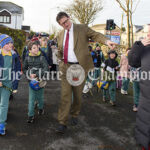 Gaelscoil Mhíchíl Cíosóg walking bus, Gaelscoil Mhíchíl Cíosóg, Ennis, at 09:41:54, 11February 2022,